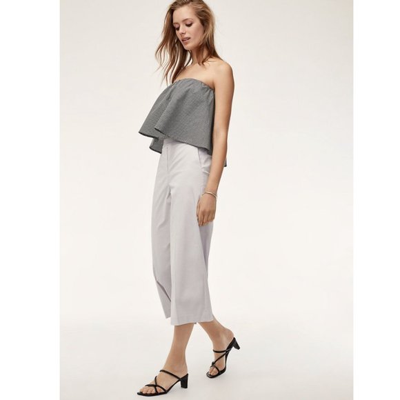 Aritzia Tops - Aritzia Babaton Eckerd Blouse Strapless Crop Top